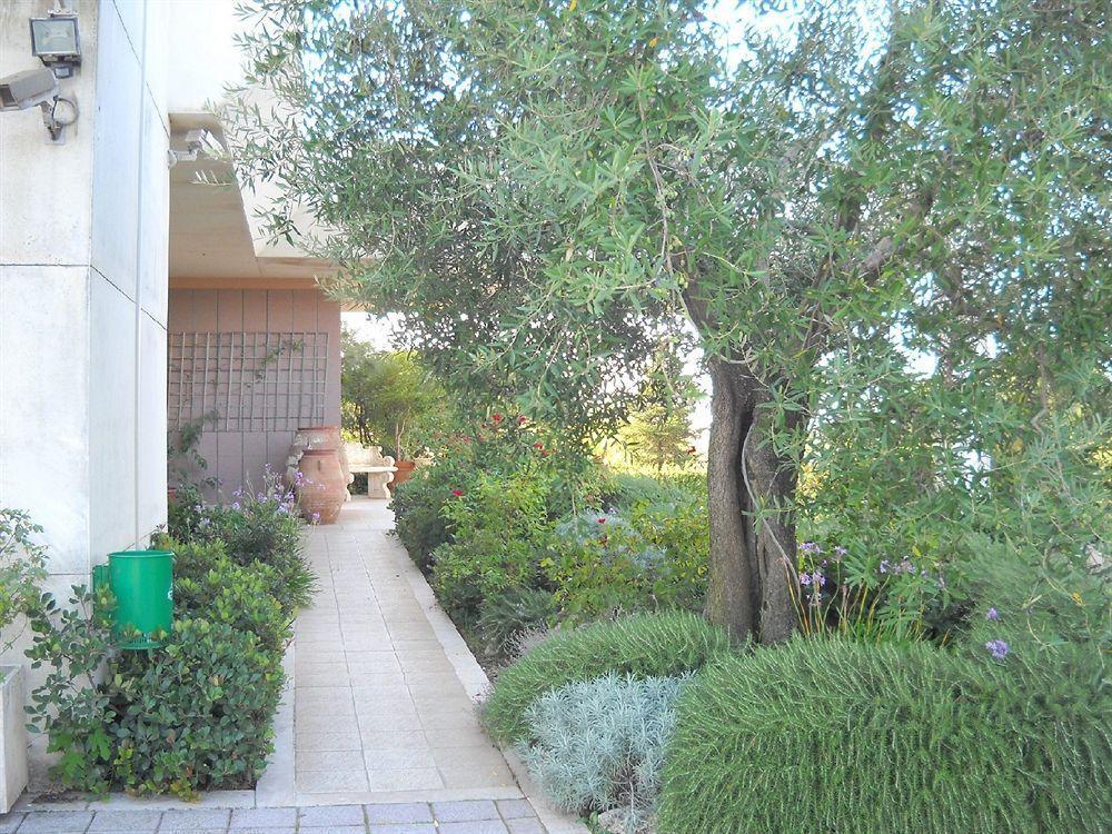 Green Park Hotel Pomezia Exterior photo