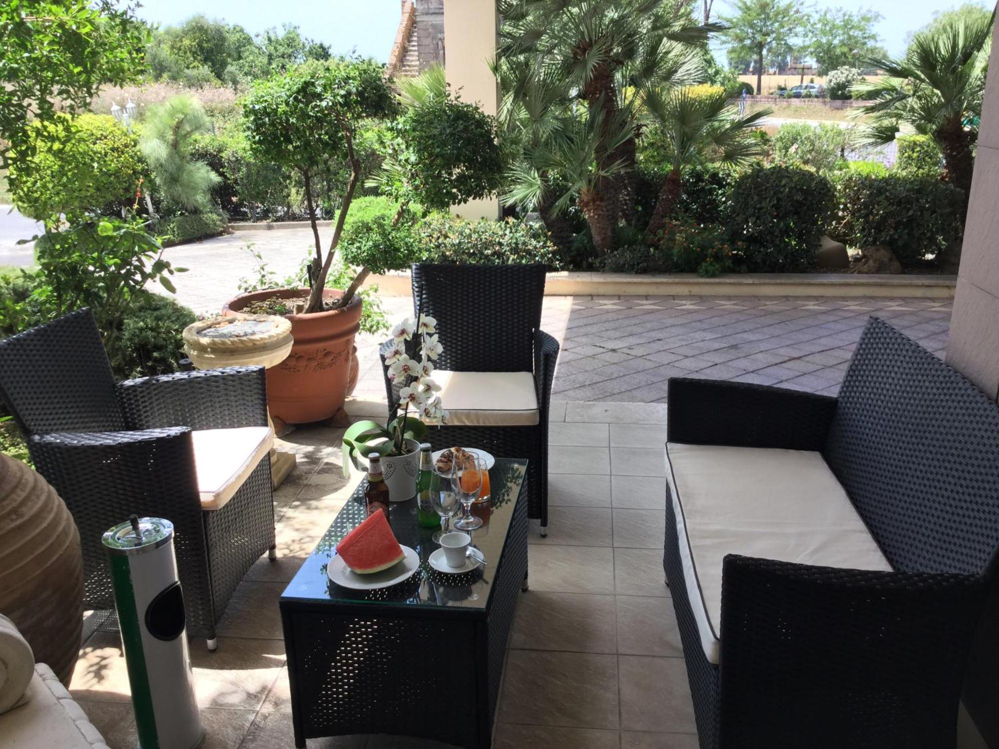 Green Park Hotel Pomezia Exterior photo