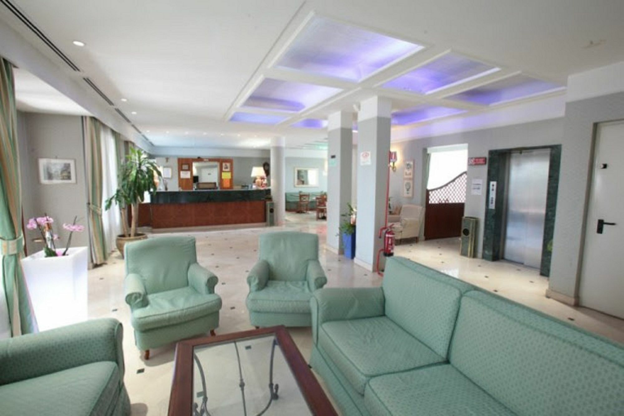 Green Park Hotel Pomezia Exterior photo