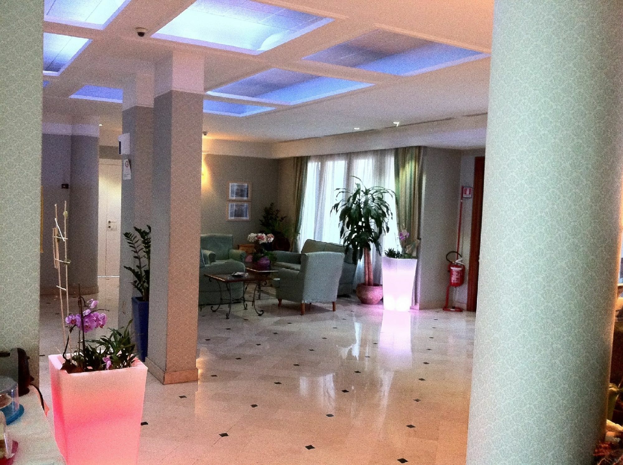 Green Park Hotel Pomezia Exterior photo